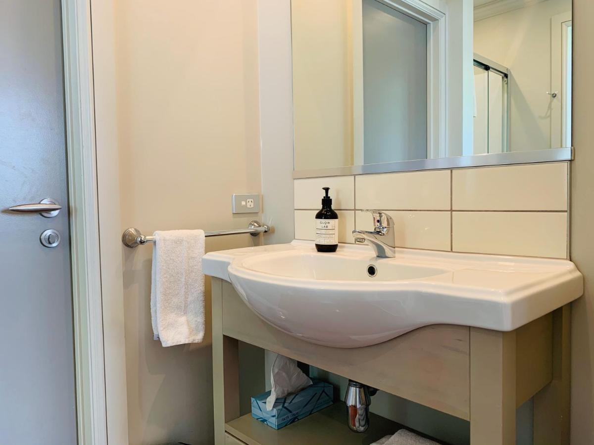 Tinkerbell Cottage 2-4 Bedroom- Russell Cottages Collection Eksteriør bilde